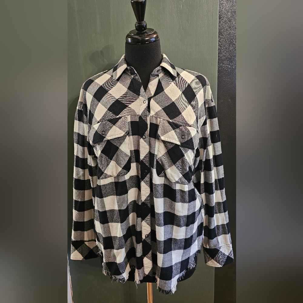 Rails Plaid Snap Top